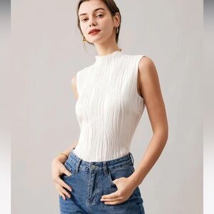 NWT Solid Mock Neck Water Ripple Textured Tank Top